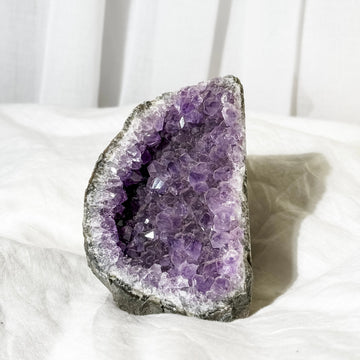 amethyst geode 08