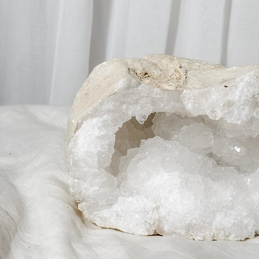 clear quartz geode HALF - 7A (matches with 7B)